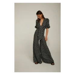 Allegra In Daisy Flower Print Linen -ITALIST SHOP 58e0110b3322f29f9169b1aaa7f9b761